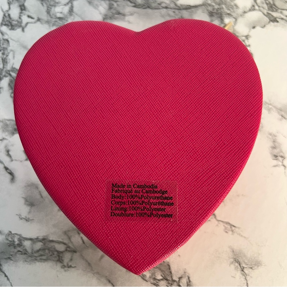 Kendra Scott Heart Jewelry Case in Hot Pink - Picture 8 of 12